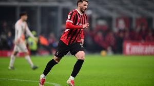 S-希门尼斯经纪人否认转会传闻：他不会离开米兰，都是假消息