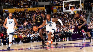 B体育官方网站-惨败湖人中为数不多的亮点，森林狼可以考虑让后场新援进入先发？